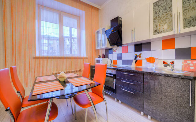 Apartments Five Stars Stylish apartment with European renovation