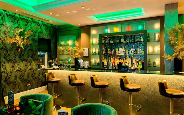 Hotel Xenia, Autograph Collection