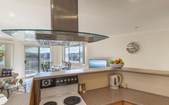 Ronald Avenue 1/65 - Shoal Bay