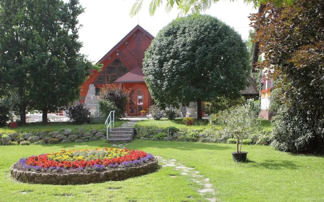 Ágnes Hotel