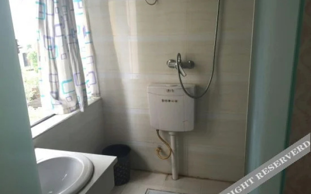 Qixiong Hotel