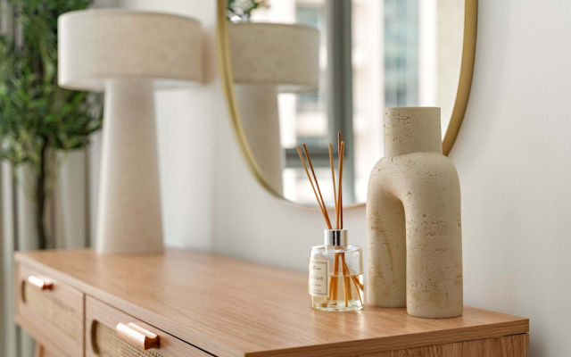 Silkhaus Elite 1bdr at 29 Boulevard Downtown