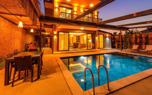 Söğüt 1 - 4 Bedroom with jacuzzi in Fethiye