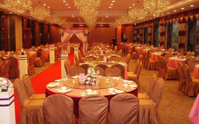 Plum Bamboo Resort Hotel Hangzhou