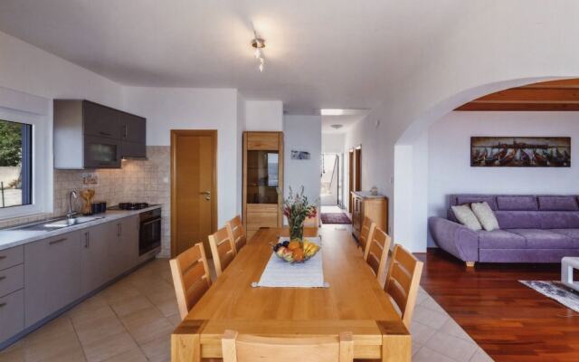Apartments Manoy