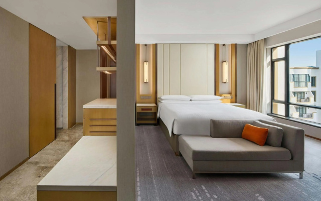 Renaissance Shanghai Hongqiao – Guest Rooms – Shanghai
