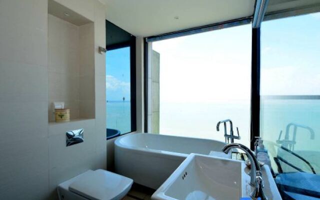 One Room One Car Seaview Holiday Apartment