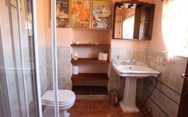 Tasteful Apartment in Roselle Terme With Fenced Garden