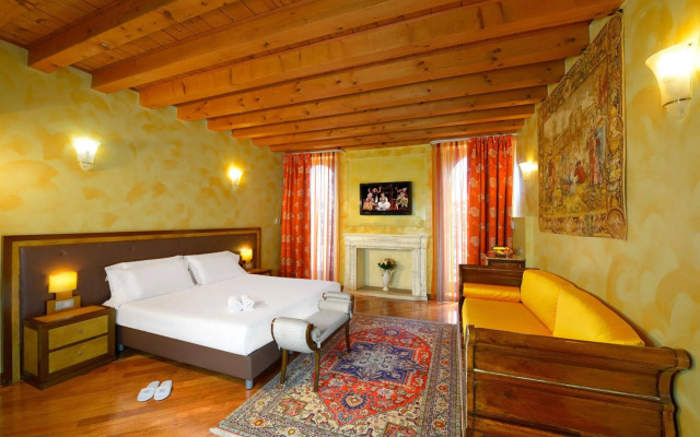 City Centre Rooms and Apartments
