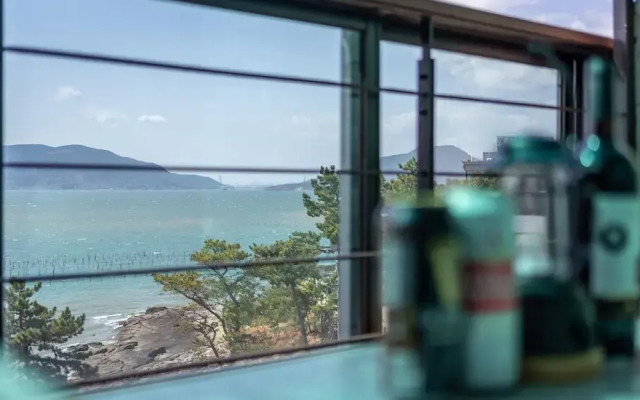 Sacheon Bichae Pension