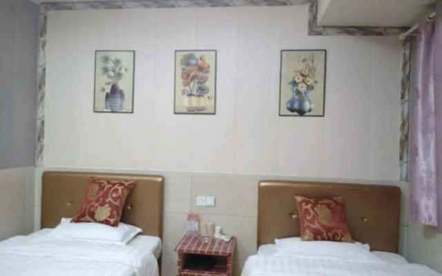 Fuyu Express Hotel