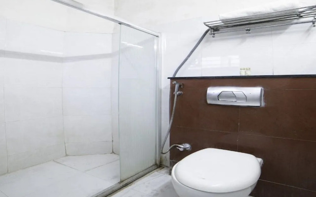 Hotel Riya Grand by OYO Rooms