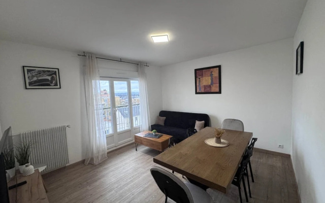 Quiet Retreat for 7 in Loire