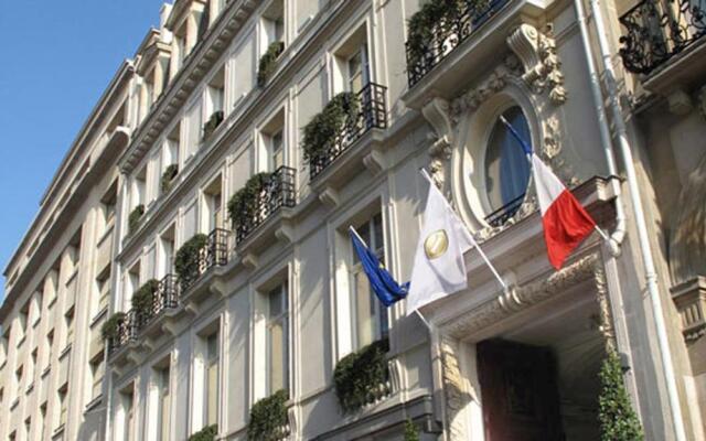 InterContinental Paris Champs Elysées, an IHG hotel