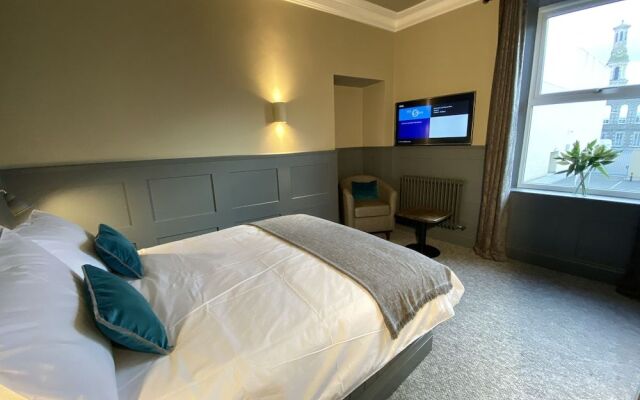 Irvine Guest House