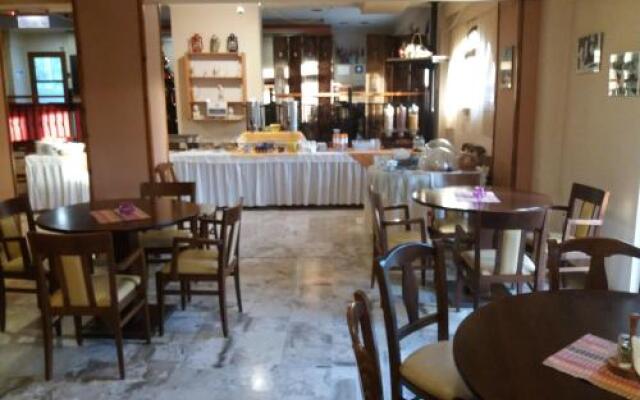 Zorbas Hotel