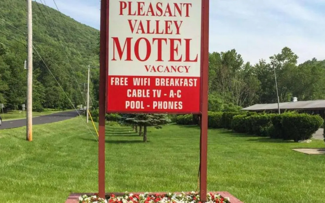 Pleasant Valley Motel West Stockbridge