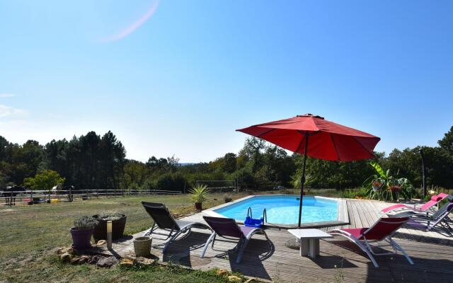 Lavish Home in Montferrand-du-périgord Aquitaine With Pool