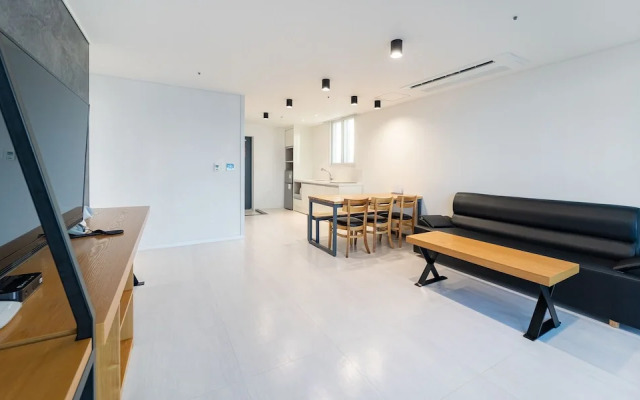 Yeosu Sun Hill SPA Pension