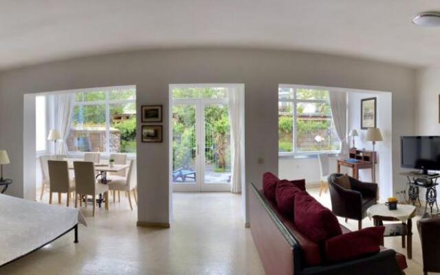 Brinkmannhaus Johanna - grosszügig - historisch - 2 Minuten zum Strand