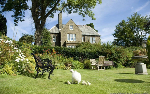 Ashmount Country House