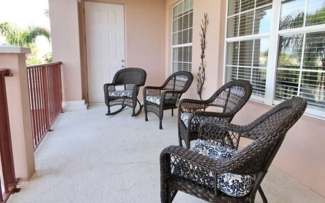 7-305 3 Bedroom Condo by RedAwning