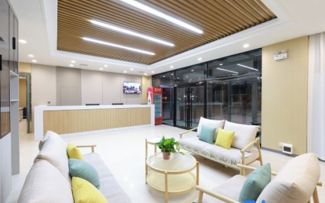 Yuxian Junyue Business Hotel