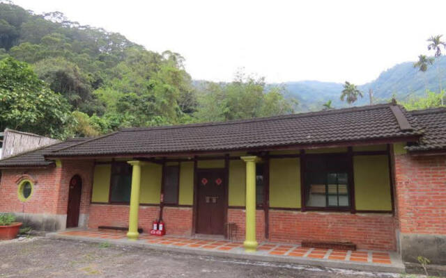 Love to Longguomai B&B