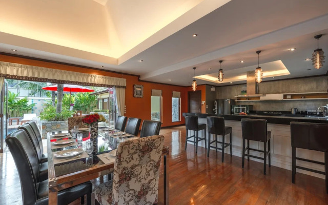 Generous 6BR Balinese Pool Villa Sophia