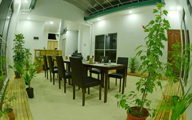 Royal Pearl Inn Hotel