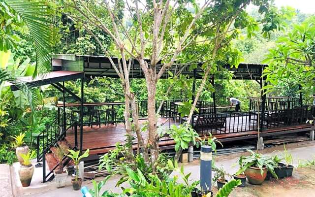 Siam Lanta Resort
