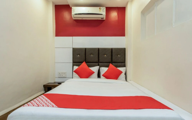 OYO 24822 Samarth Guest House
