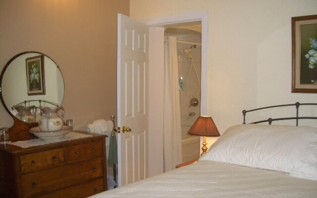 Sybille's Garden Bed & Breakfast