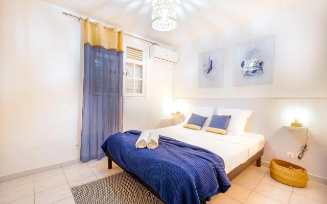 Villa Oneway avec piscine - 12 Pers