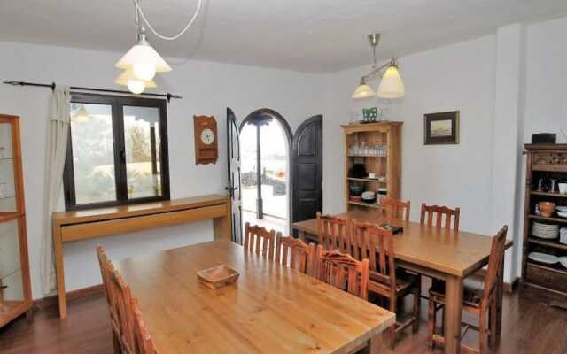 Villa in San Bartolome - 104385 by MO Rentals