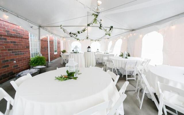 Appomattox Inn and Suites