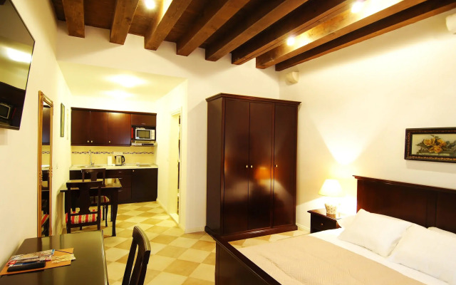 SUNce Palace Apartments with free offsite parking