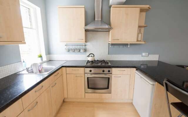 Spacious 2 Bedroom Flat in the Heart of Clapton