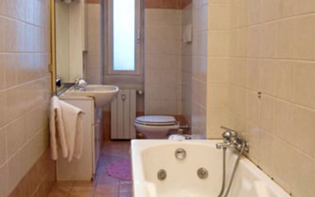 B&B I Am Here - Central Station