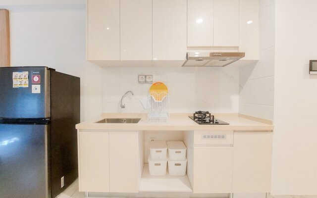 Comfort Living 2Br At Sky House Bsd Apartment