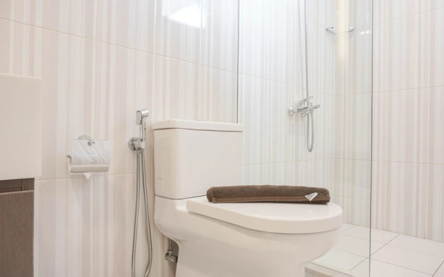 Cozy And Spacious 2Br Apartment At Simprug Park Residences