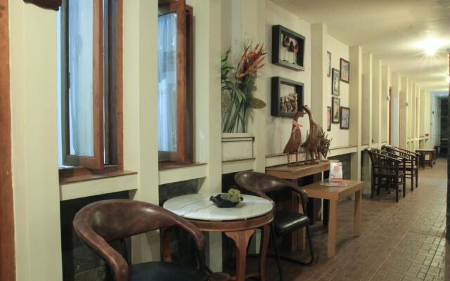 De' Tropis Family Guest House