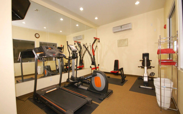 Best Western Plus Manvel Inn & Suites