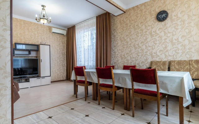 Russo Guest House