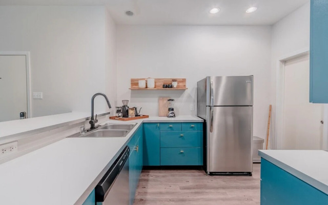 Abode Dallas - The Cedars Downtown