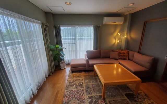 Banboo House