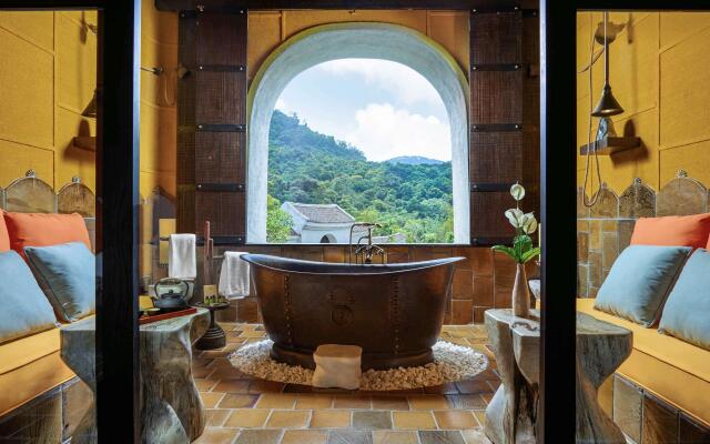 Legacy Yen Tu - MGallery