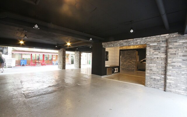 Busan Yeonsandong Ellui