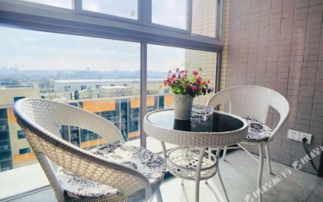 Sini Qianxi Apartment