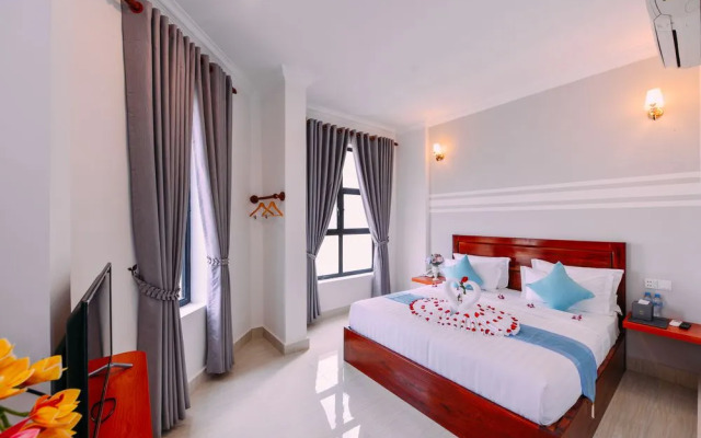 Sky Palace Boutique Hotel